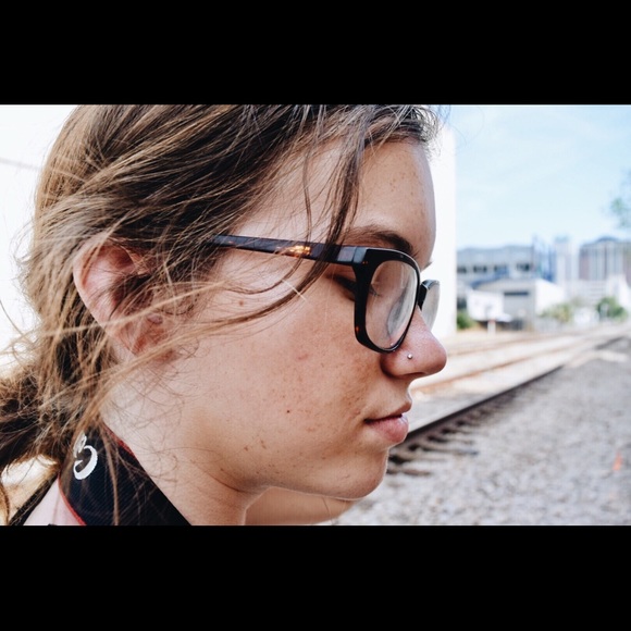 Meet your Posher, Mya - Picture 6 of 8