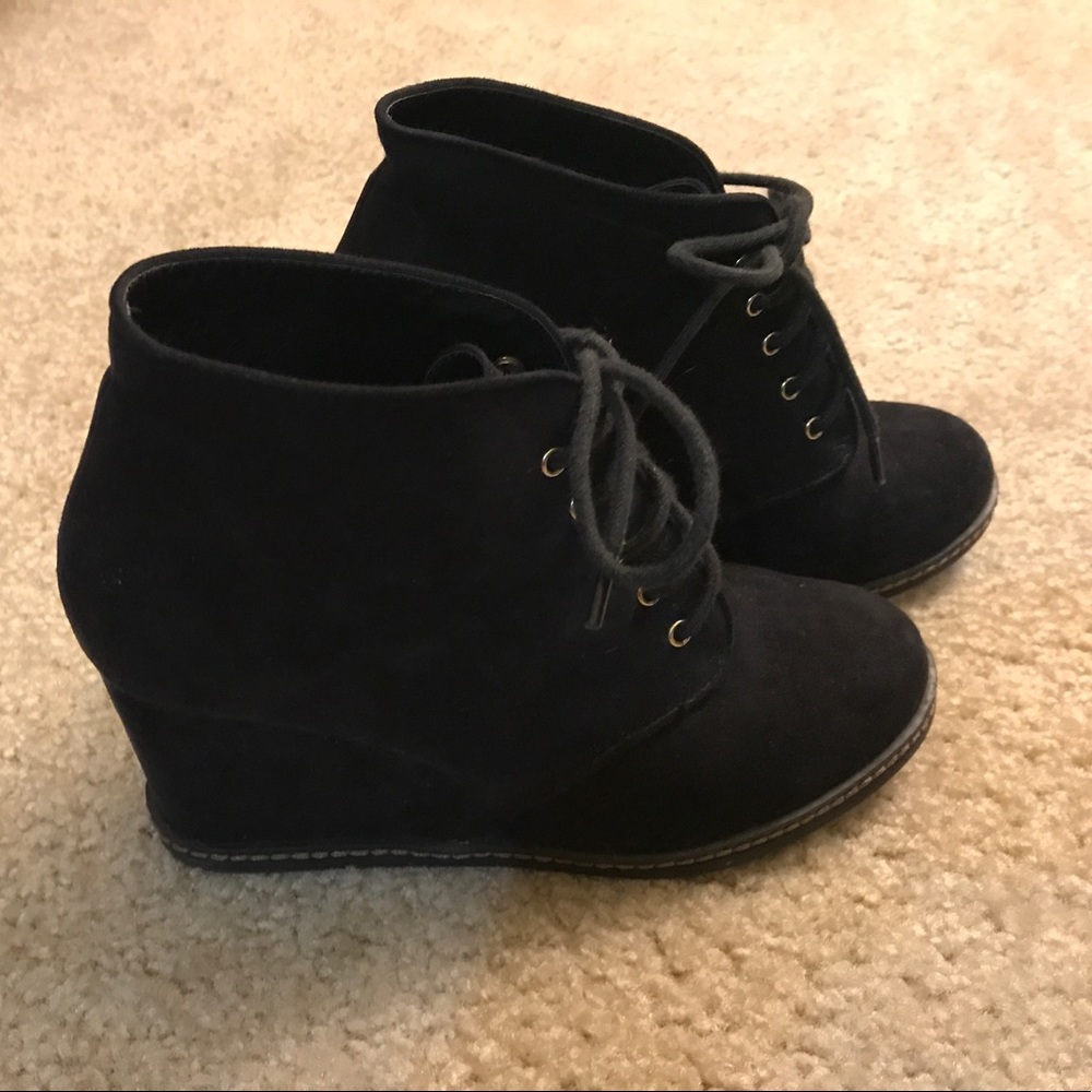 Forever 21 black booties