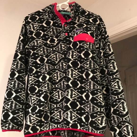 Patagonia Tops - Women’s Patagonia fleece