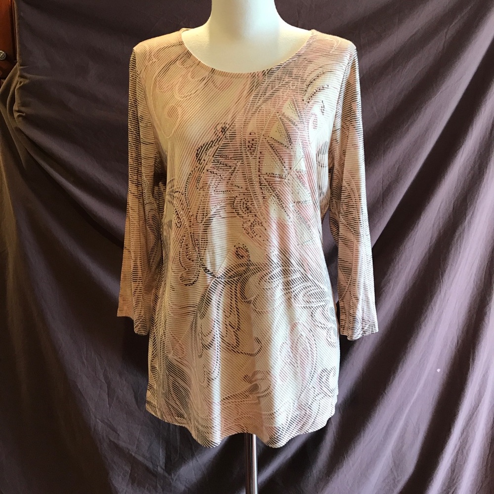 NWT Chico’s top 3/4 sleeves SZ 0.