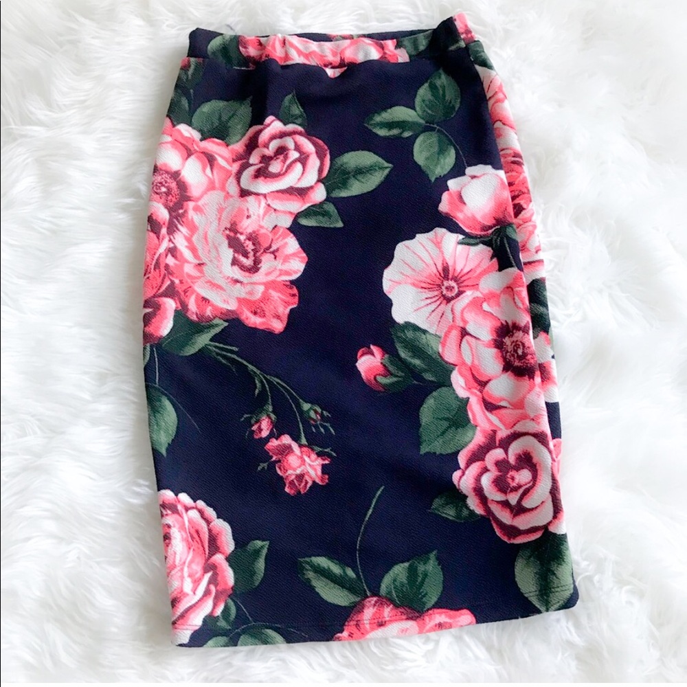 Floral pencil skirt