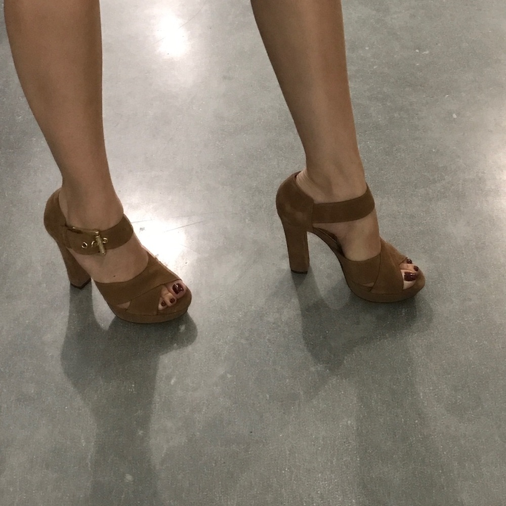 Michael Kors Tan Suede Heels - Picture 2 of 3