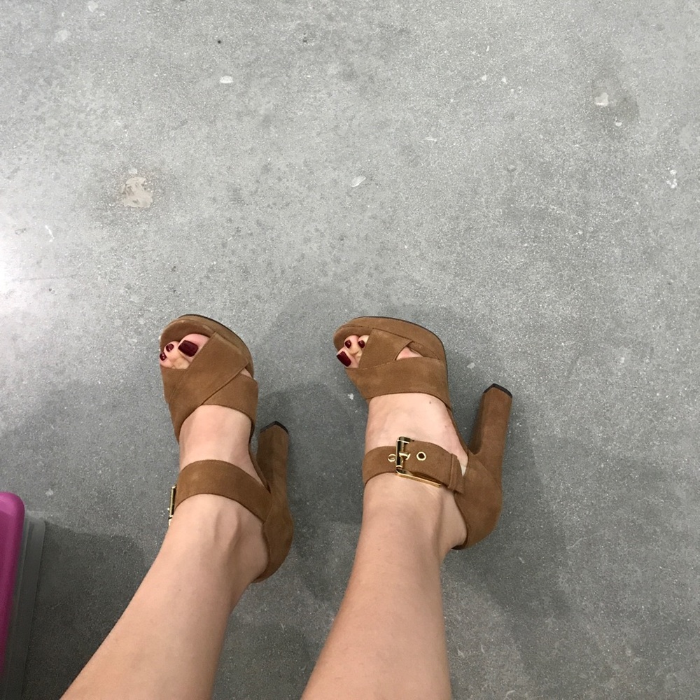 Michael Kors Tan Suede Heels - Picture 3 of 3