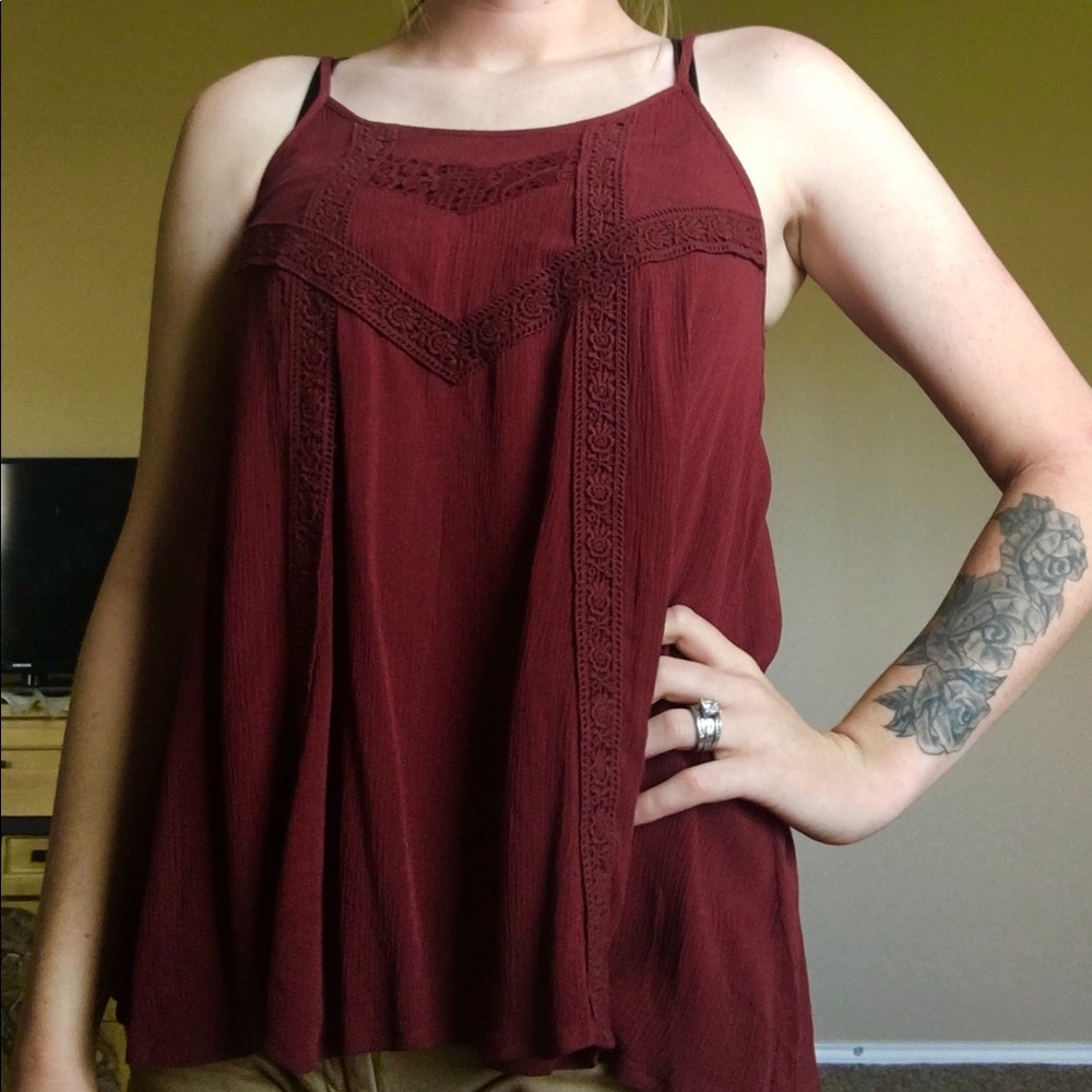 Cute Maroon Tank!💗