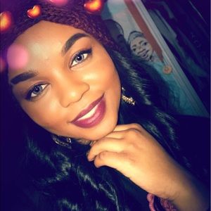 Meet your Posher, Stellyna