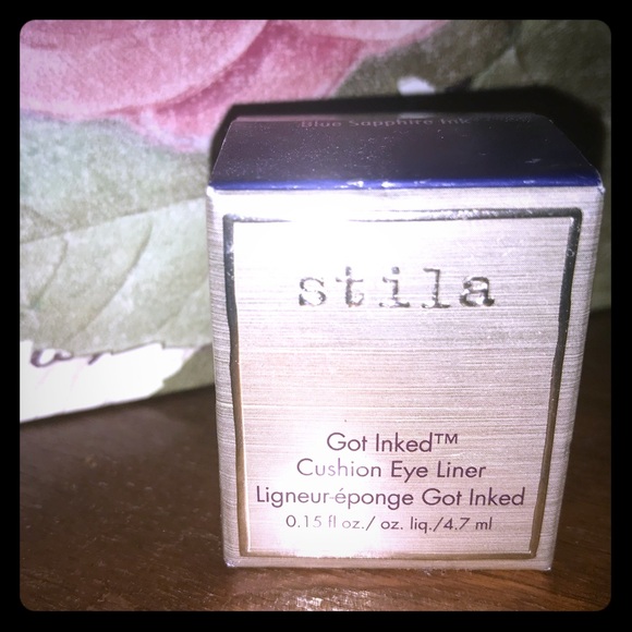 Stella Eyeliner - Picture 1 of 8