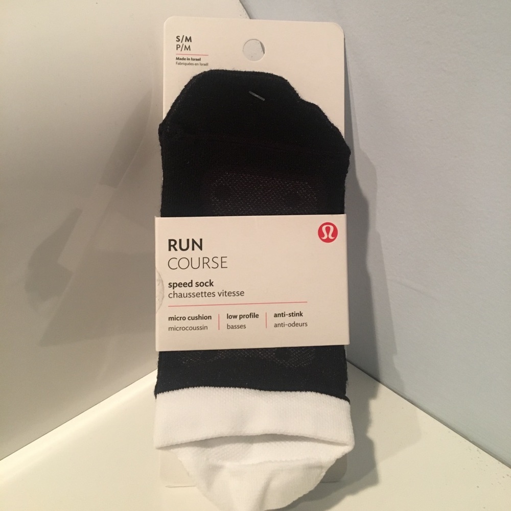 Lululemon running socks! Size small/medium NWT