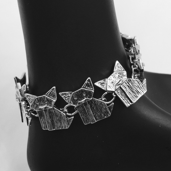 🎁 Cute Cat Bracelet NWT Color Silver - Picture 5 of 5