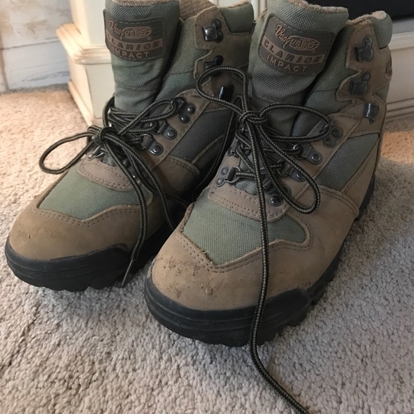 vasque clarion impact hiking boots
