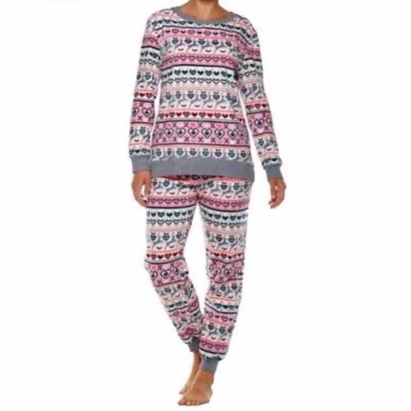 Secret Treasures Sleepwear Other - Fair Isle Print Pajama Set