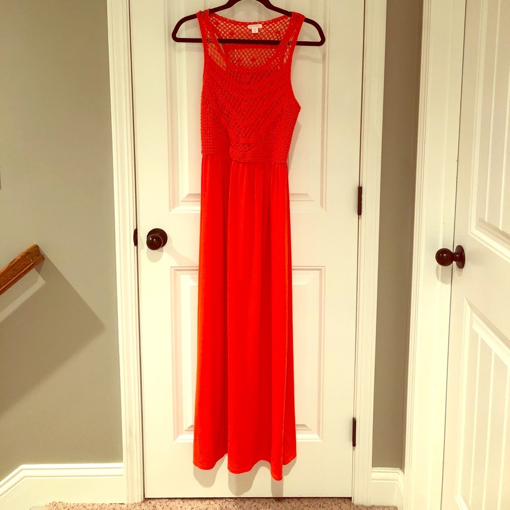 Lace Maxi