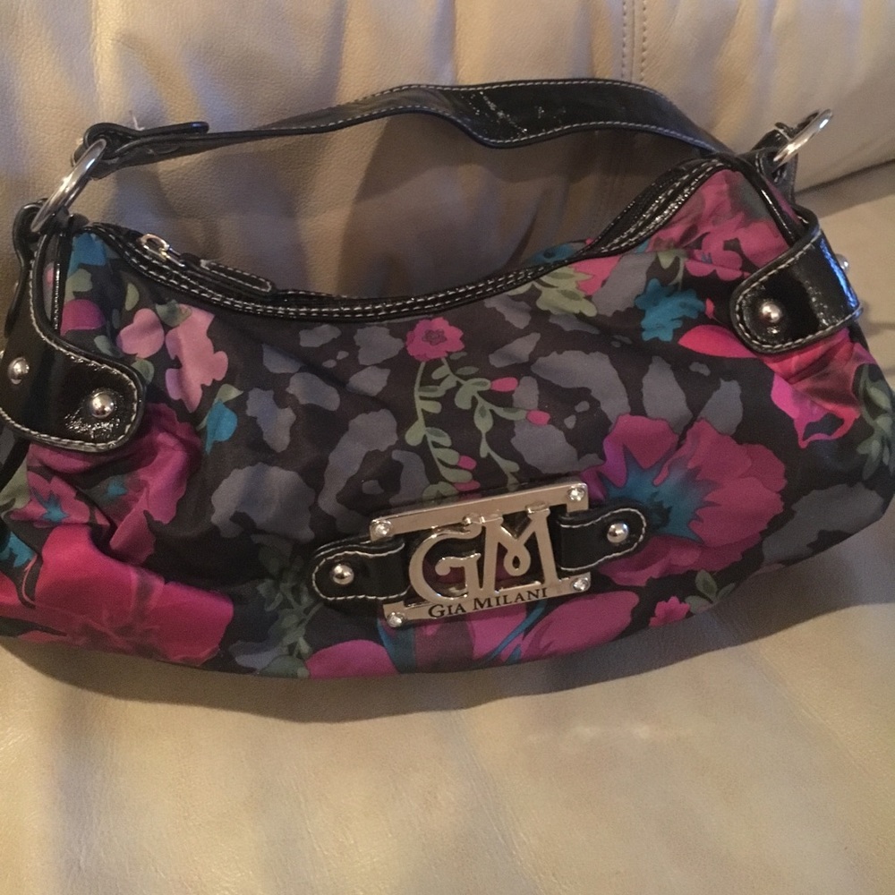 Gia Milani floral purse, size small, zips