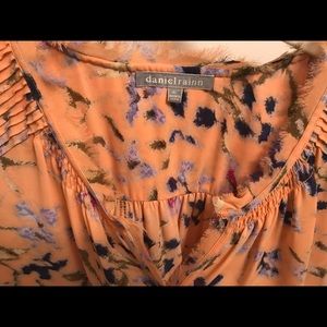 Daniel Rainn peach floral top