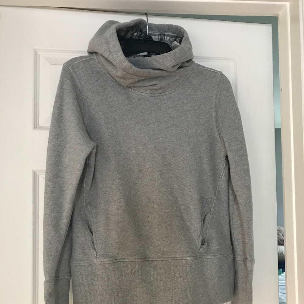 Fox sweatshirt