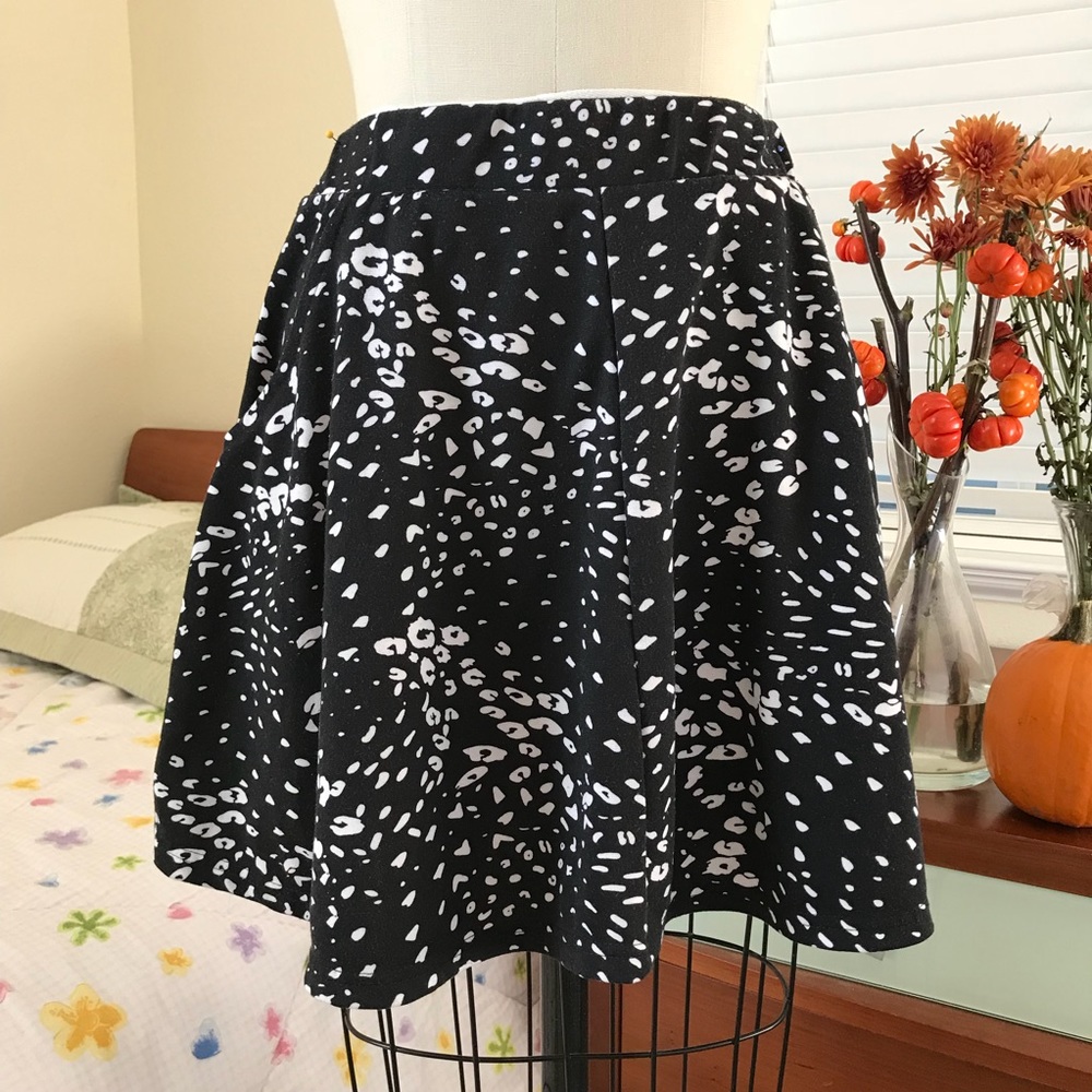 Black and White Skater Skirt