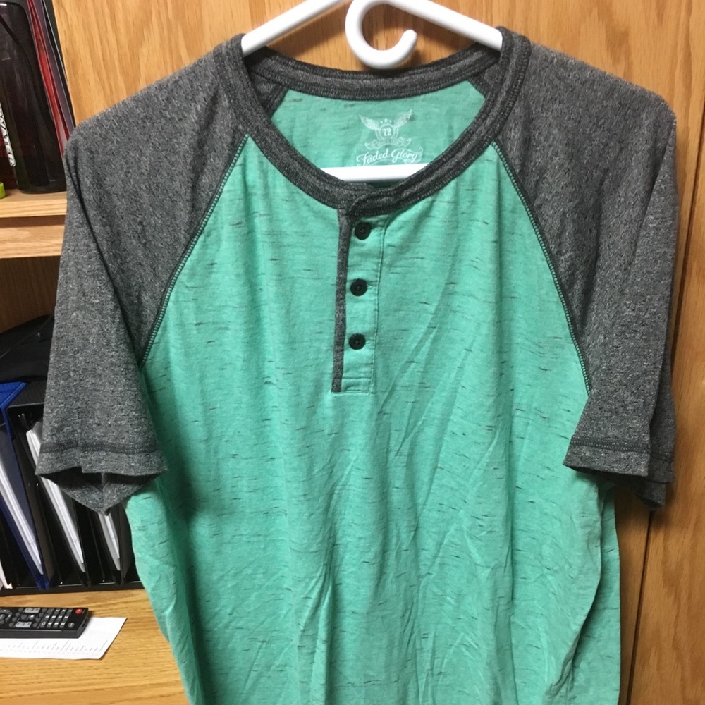 Two-toned button shirt