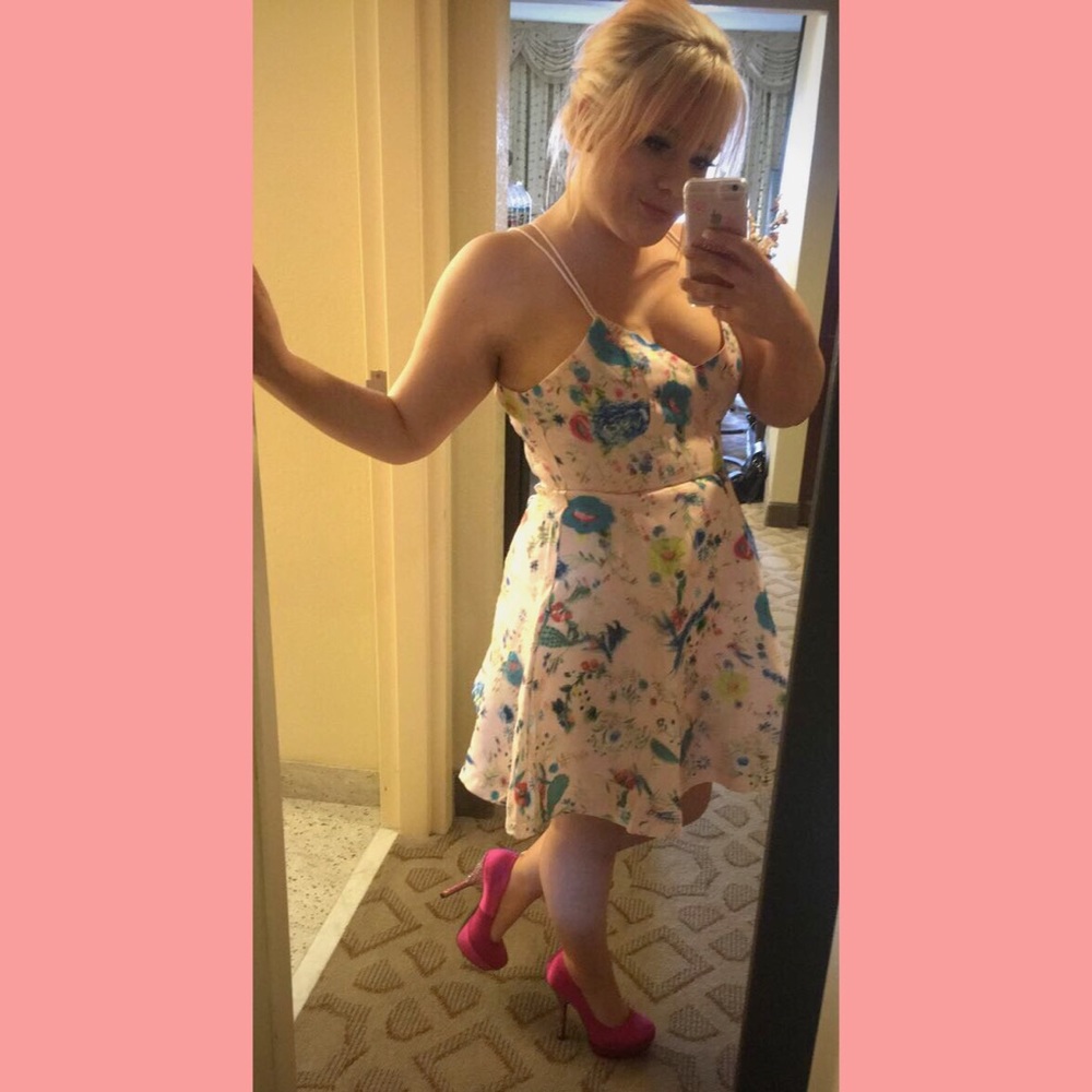 Pink Dress - Picture 3 of 3
