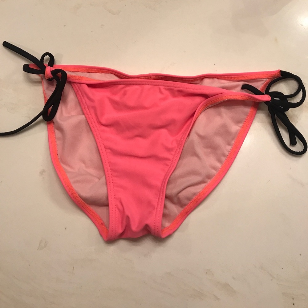 Pink scrunch bikini bottoms