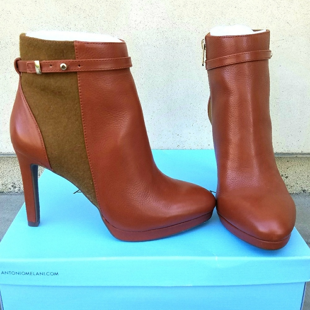 Chic Antonio Melani Booties - Picture 3 of 5