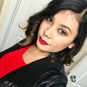 Meet your Posher, Myriam