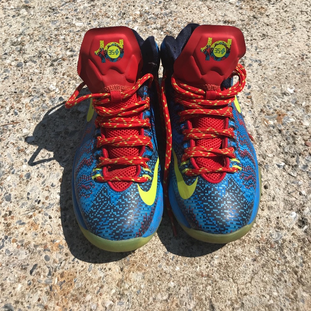 Kevin Durant “Christmas KDs 2014” Kids Size 5Y