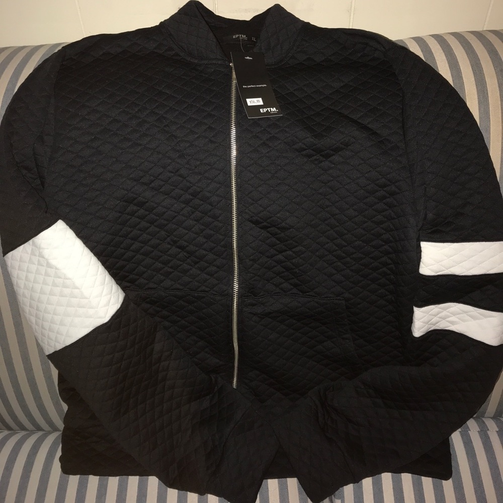 Light weight EPTM jacket