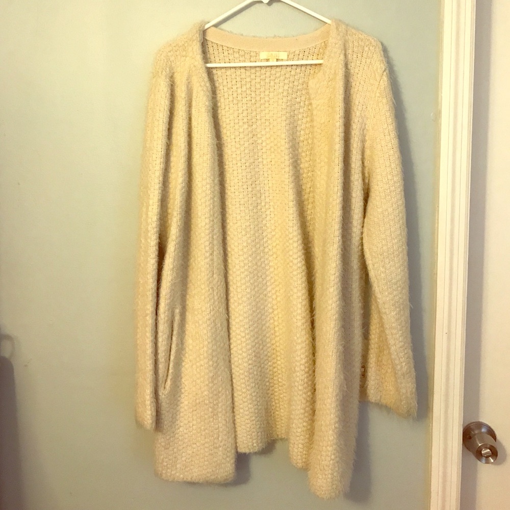 Dani Cardigan with Pockets - Size Large