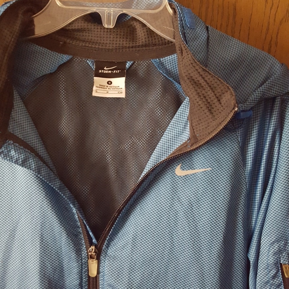 Nike Storm-Fit Jacket