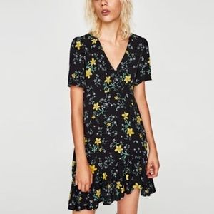Brand new Zara dress!!