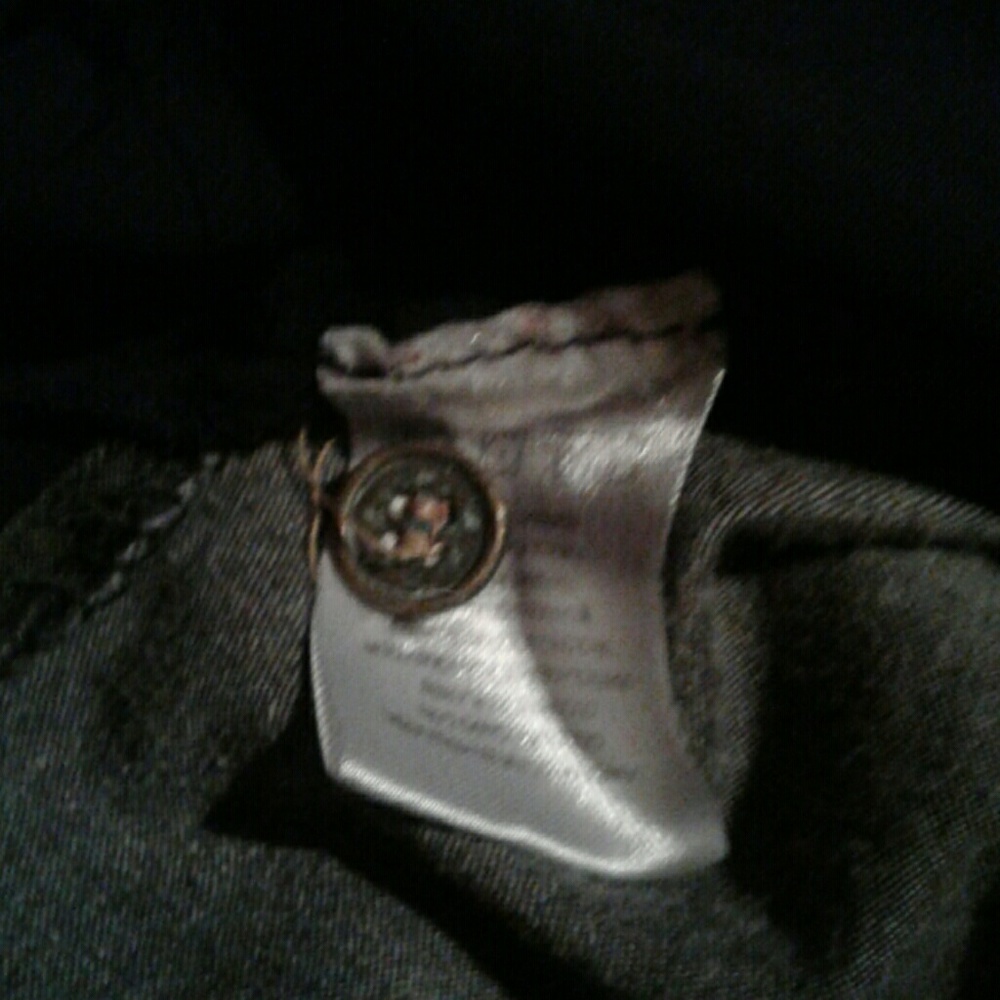 Tank - Picture 4 of 5