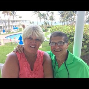 Meet your Posher, Debbie