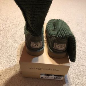 UGG Boots size 6. Burnt Olive Classic Crochet