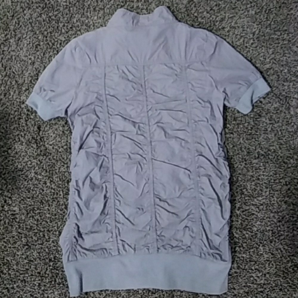 Short sleeved jacket - Picture 2 of 3