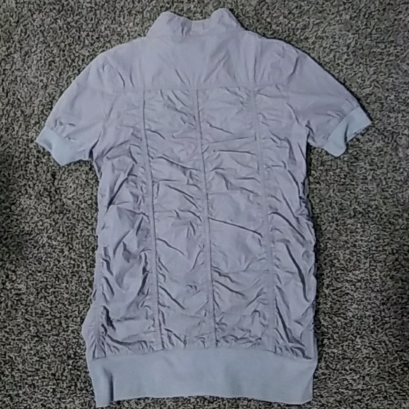 Short sleeved jacket - Picture 2 of 3