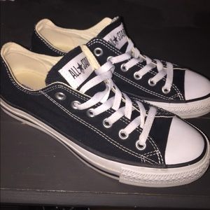 Converse Classic low-tops