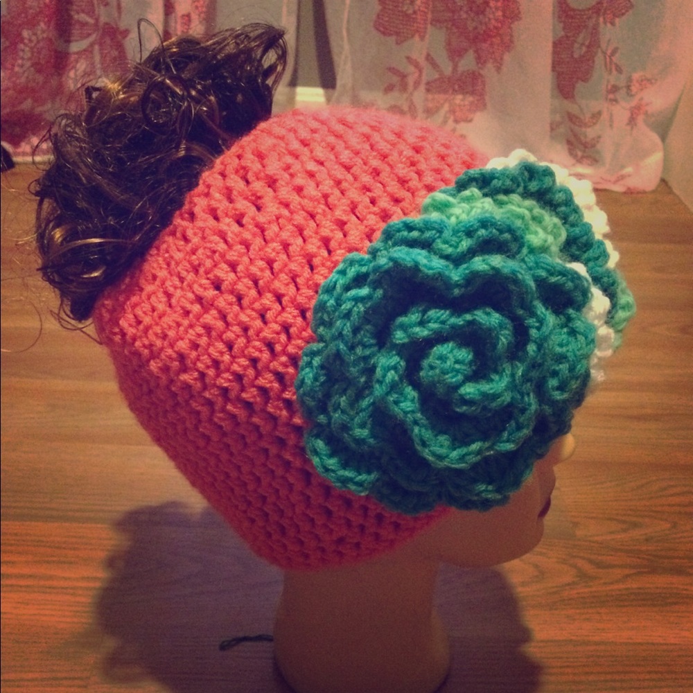 Messy bun hat! Handmade AnchorsBowsAndLace