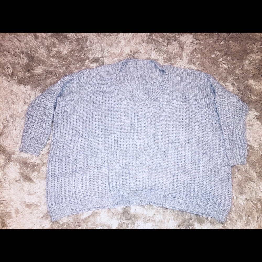 ✨✨Oversized American Eagle Grey Knitted  Sweater✨✨