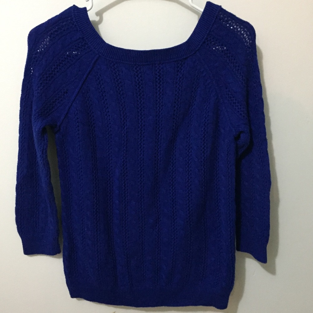Sweater - Picture 3 of 3