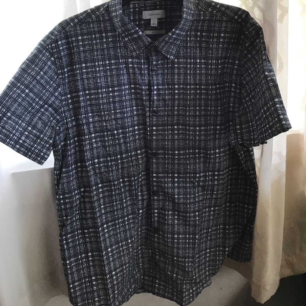 Calvin Klein collared shirt. Brand new!