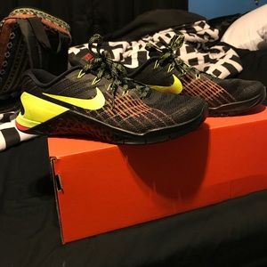 Nike Metcon 3 men's 6.5 (women's 8)