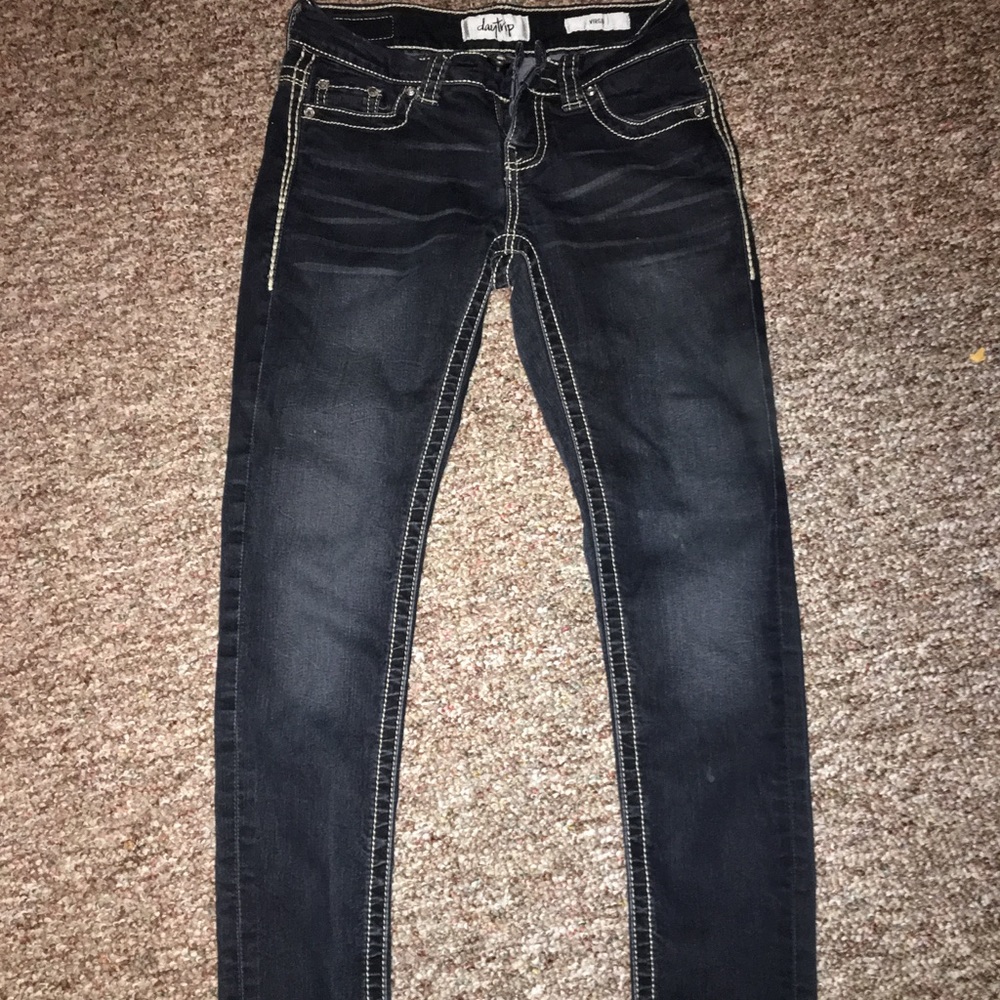 Buckle jeans
