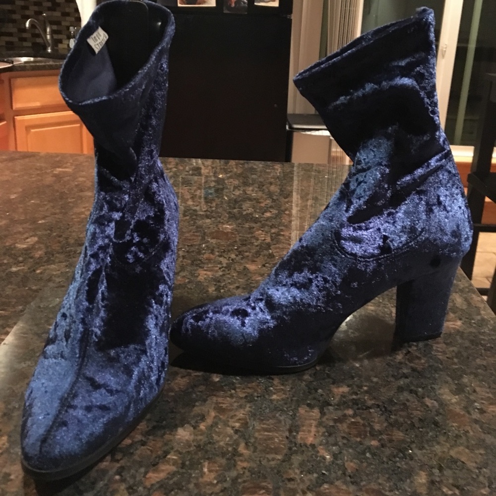 Deep Blue Crushed Velvet Booties
