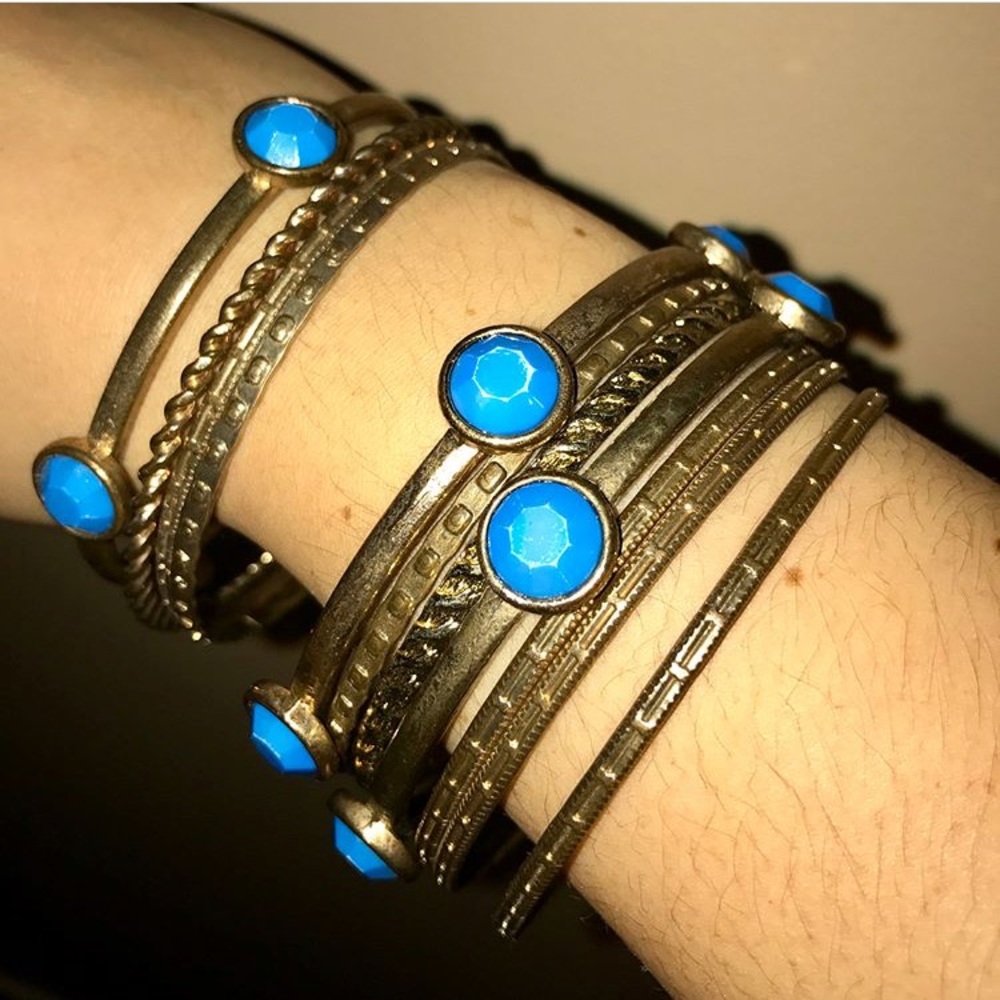 Gold and blue bracelet set