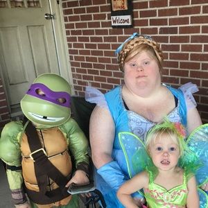 Meet your Posher, Julie