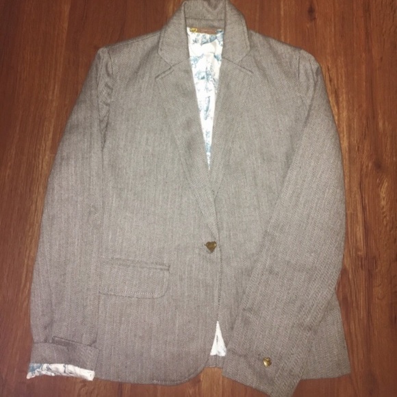 Vera Wang Jackets & Blazers - Princess Vera Wang Gray Blazer