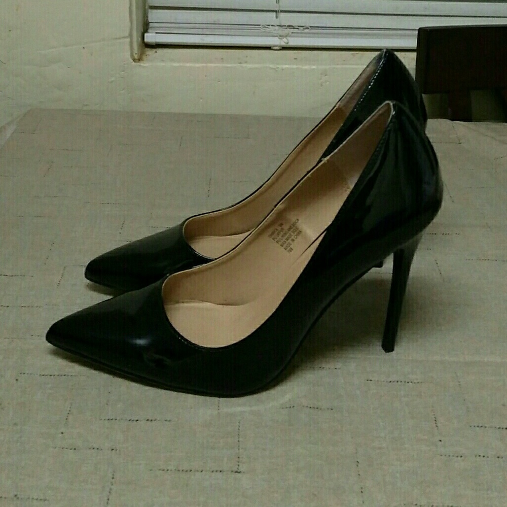 Madden girl Pumps. 9 medium