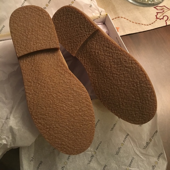 🎁GREAT GIFT🎁 Stylish Booties - Picture 5 of 6