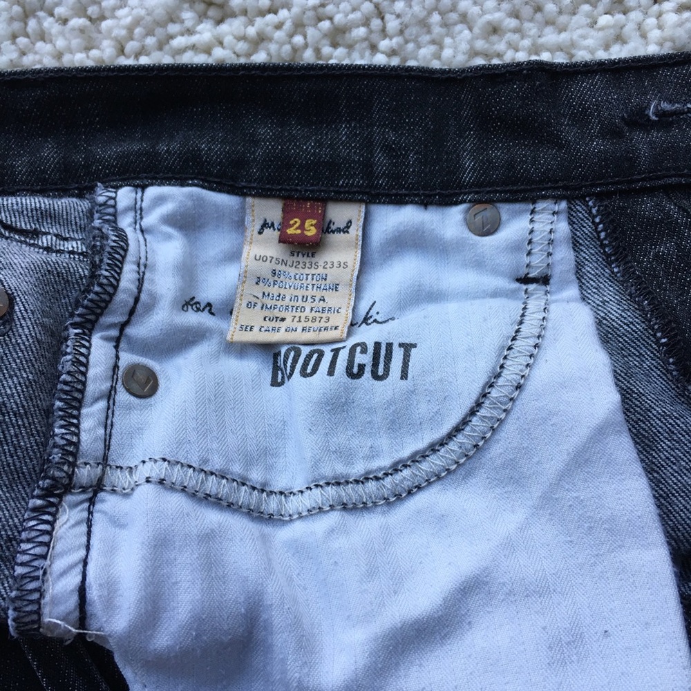 7 For All mankind - Picture 5 of 8