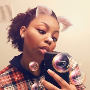 Meet your Posher, Johnnie