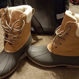 Duckboots